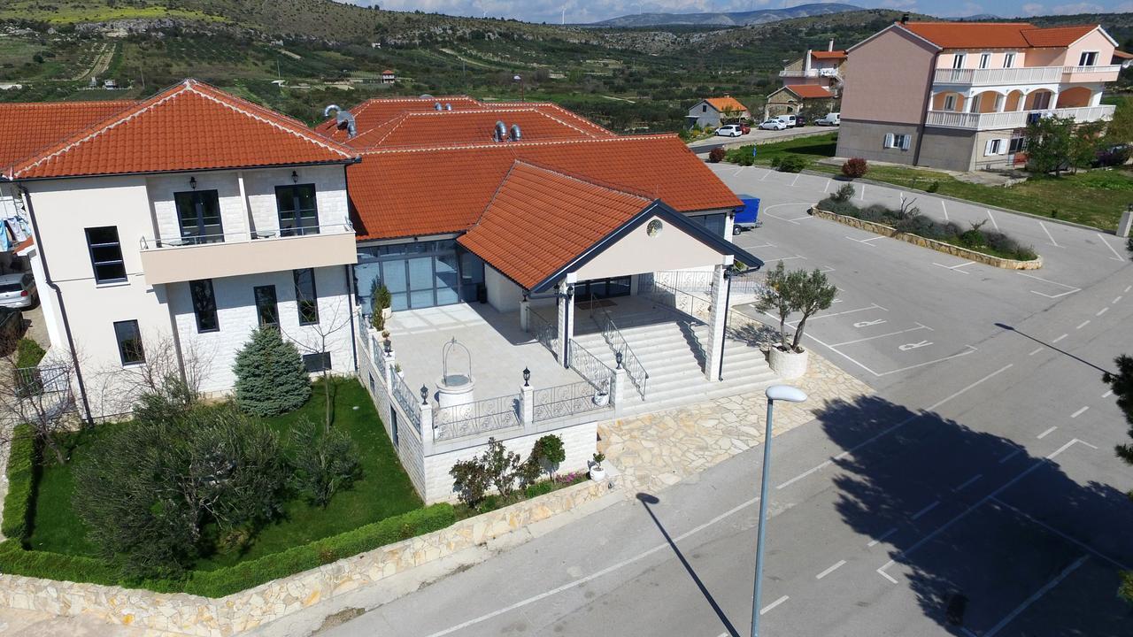 B&B Ave Maria Vrpolje Exterior foto